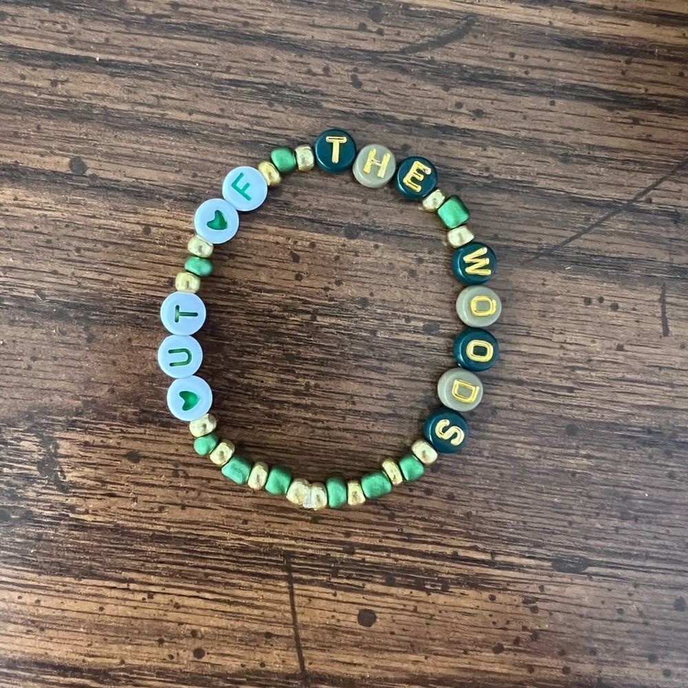 Taylor Swift Friendship Bracelet